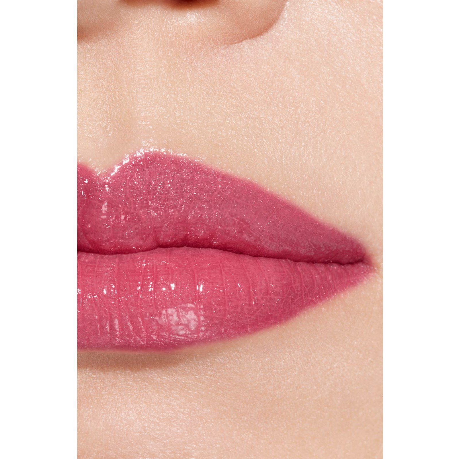 Chanel Rouge Coco Baume Hydrating Beautifying Tinted Lip Balm 762