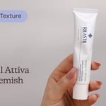 Rilastil Acnestil Attiva Anti-Blemish Cream | Texture