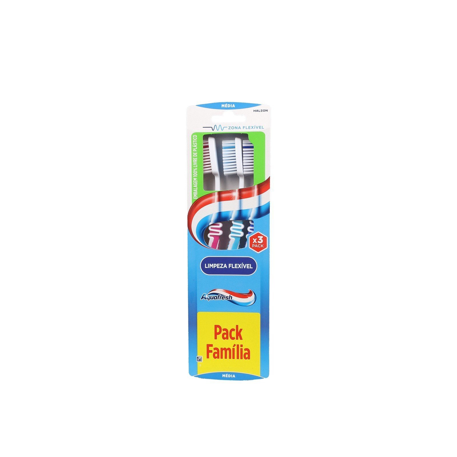 Aquafresh Flexible Cleaning Medium Toothbrush Multiple Colors x3