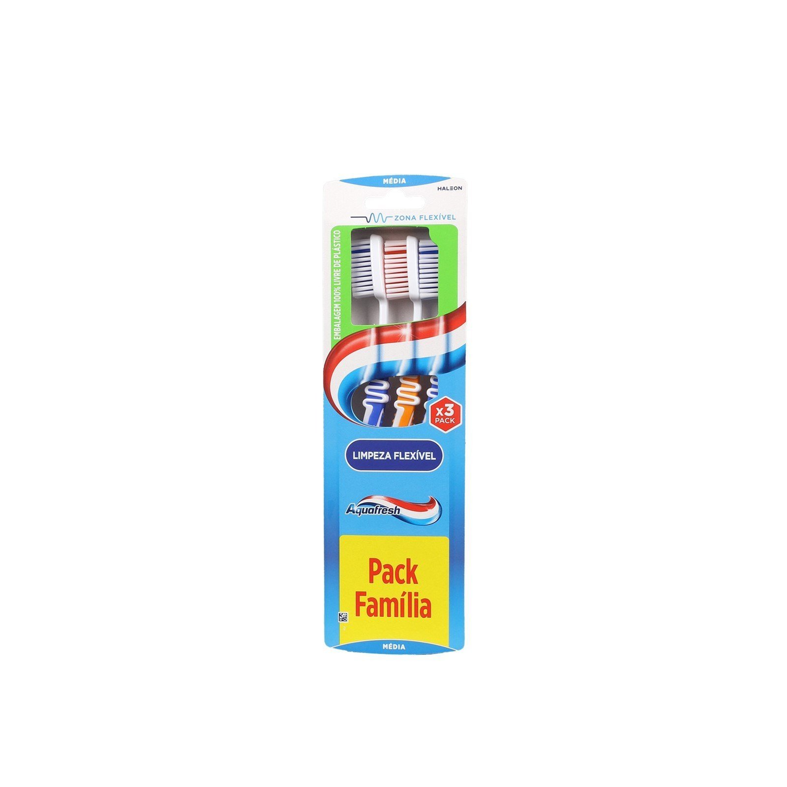 Aquafresh Flexible Cleaning Medium Toothbrush Multiple Colors x3