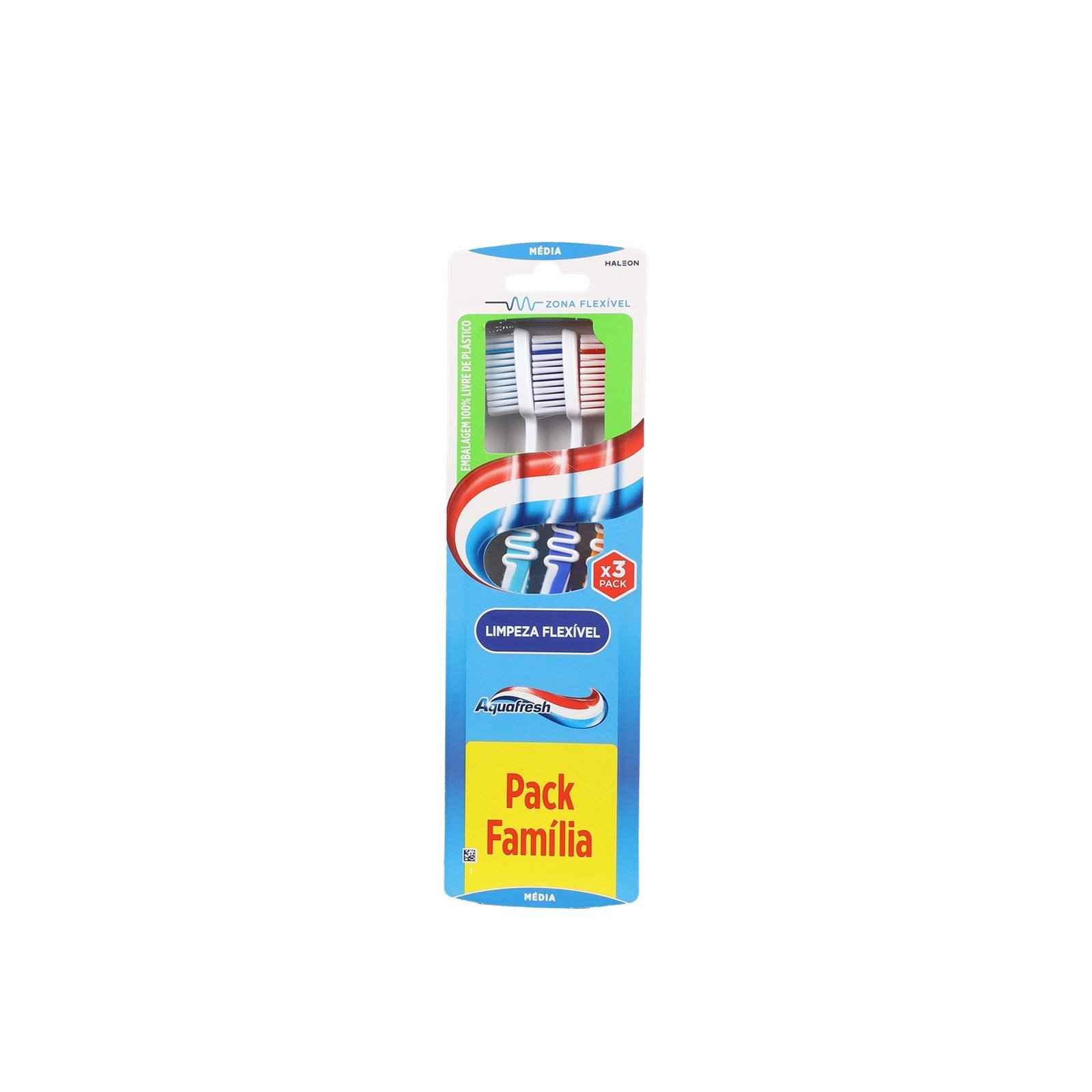 Aquafresh Flexible Cleaning Medium Toothbrush Multiple Colors x3