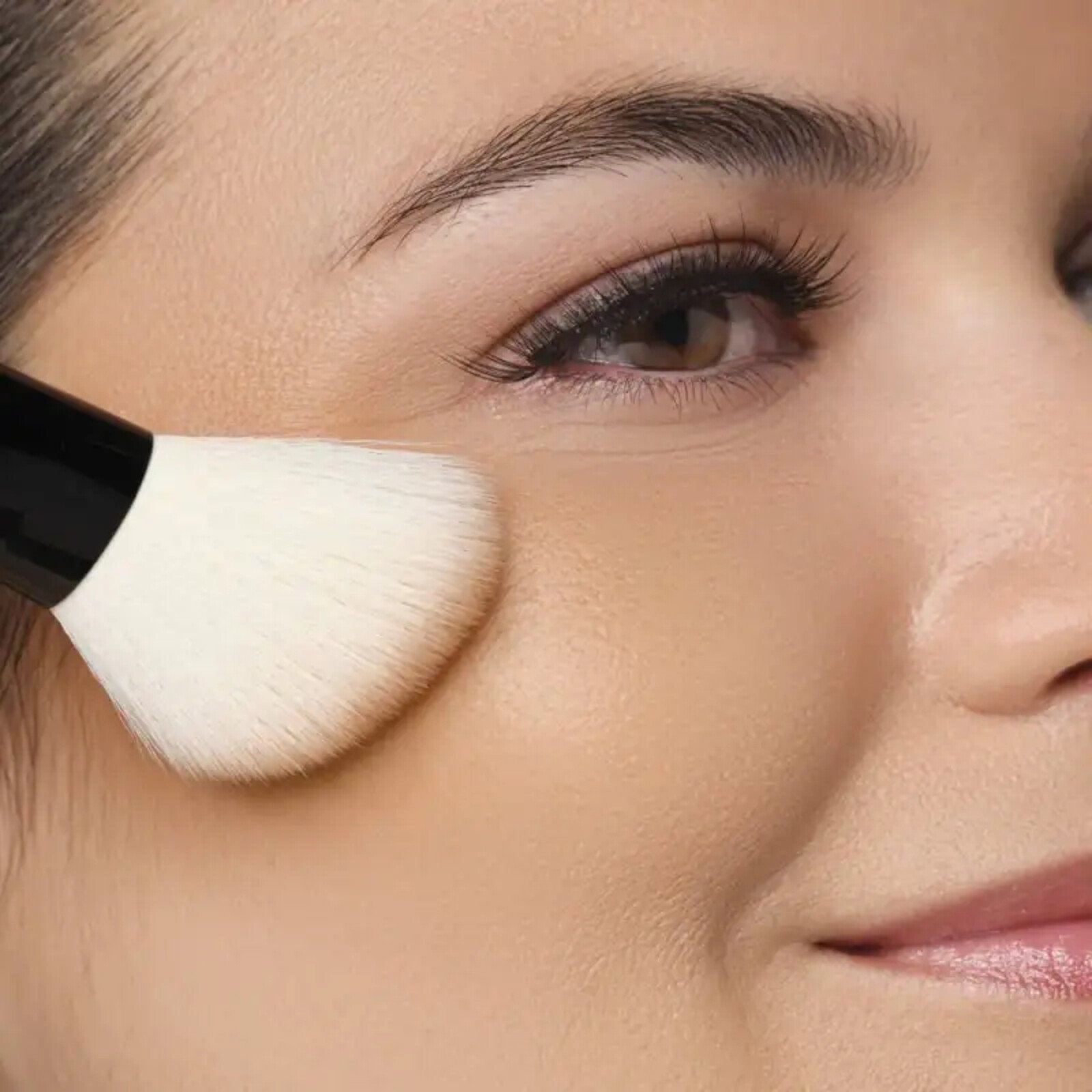 Artdeco Long-Lasting Bronzing Powder Compact Refill 50 Almond 10g