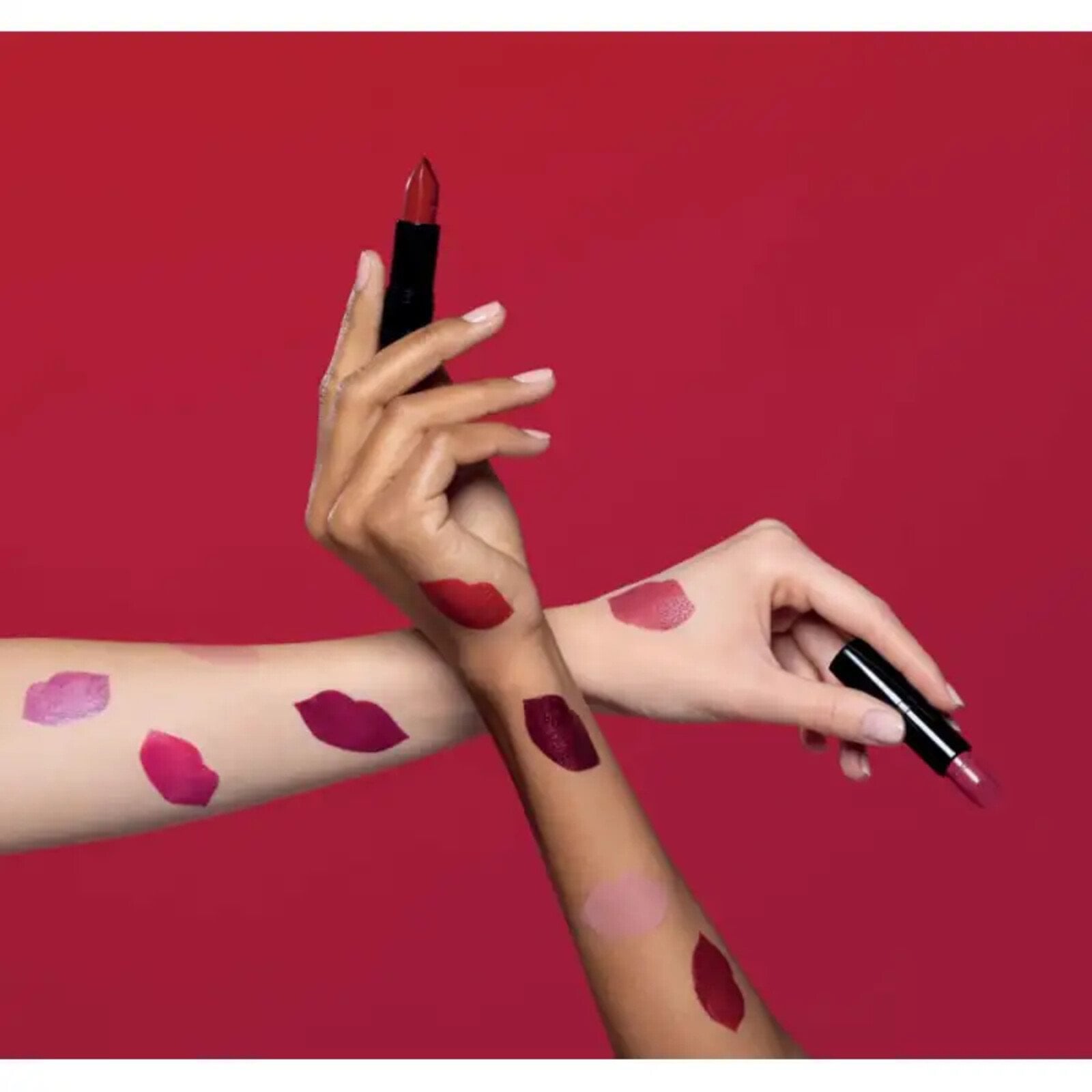 Artdeco Perfect Mat Lipstick 134 Dark Hibiscus 4g (0.14oz)