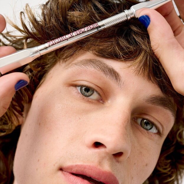 benefit Precisely, My Brow Pencil Matita Definizione Sopracciglia Ultra-Sottile Mini 3 Warm Light Brown 0.04g