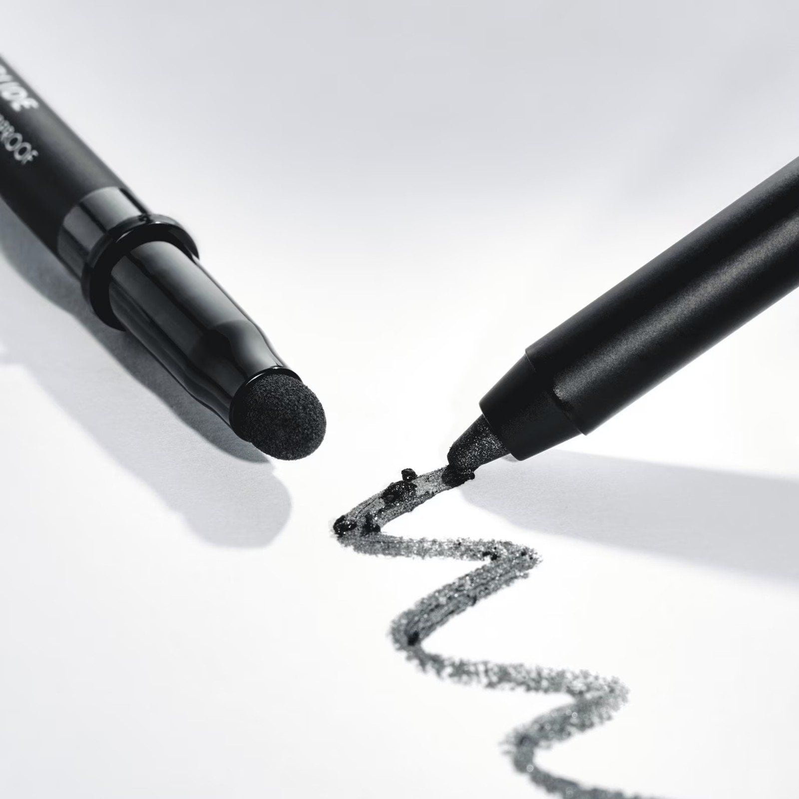 Catrice Jewel Glide Effect Eye Pencil 010 Black Diamond 1.5g