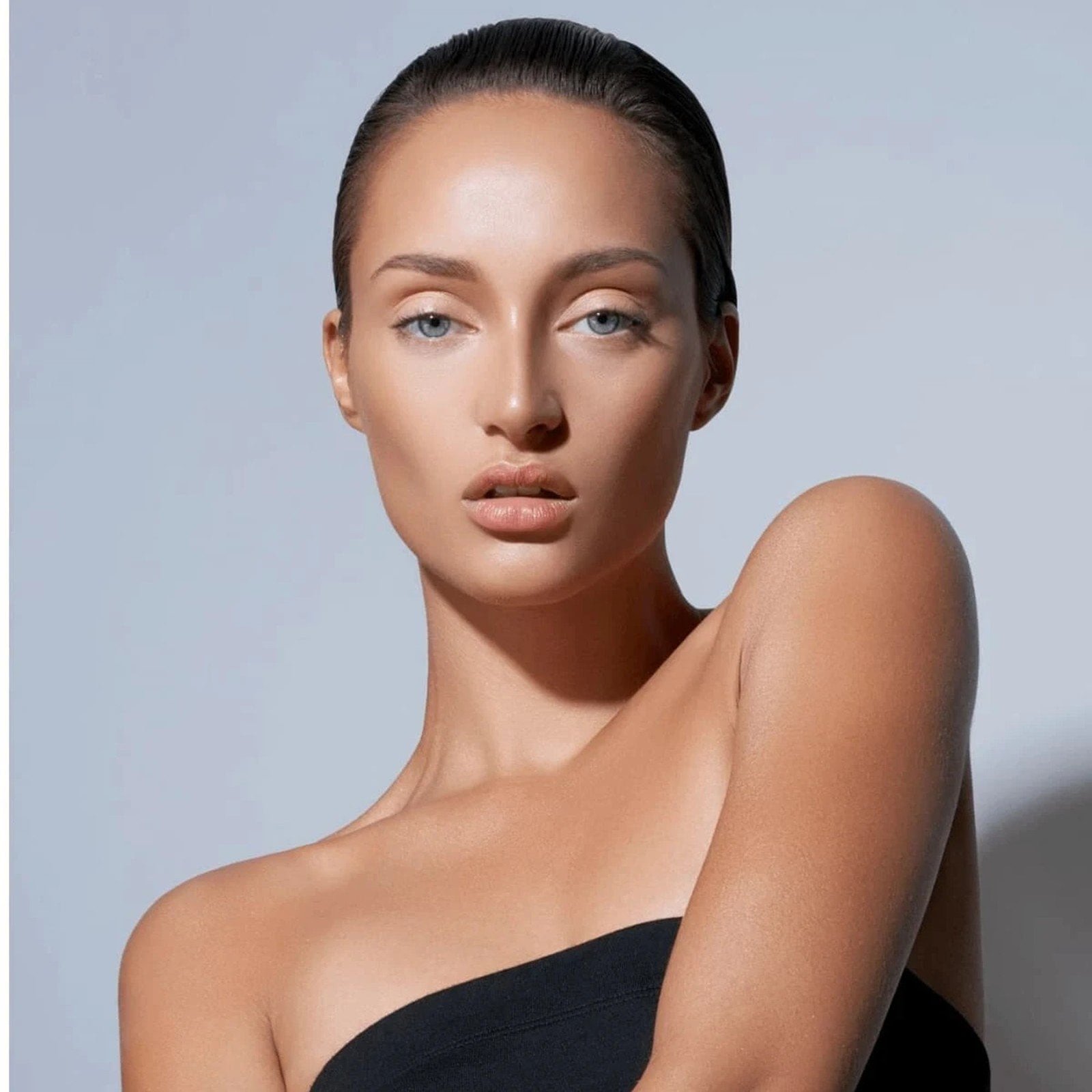 Danessa Myricks Beauty Evolution Powder 2 Translucent Beige 11g