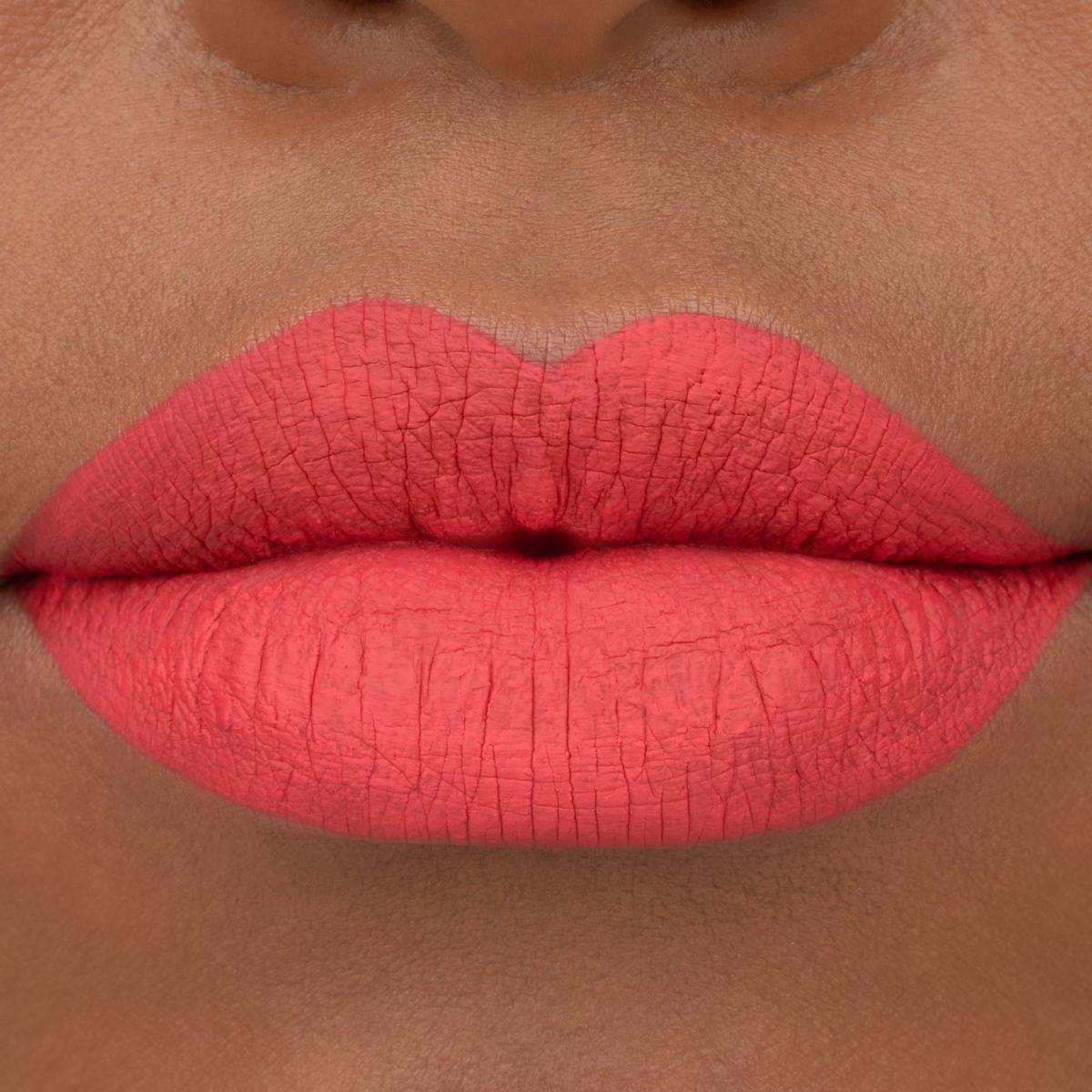 essence 8h Matte Liquid Lipstick 09 Fiery Red 2.5ml