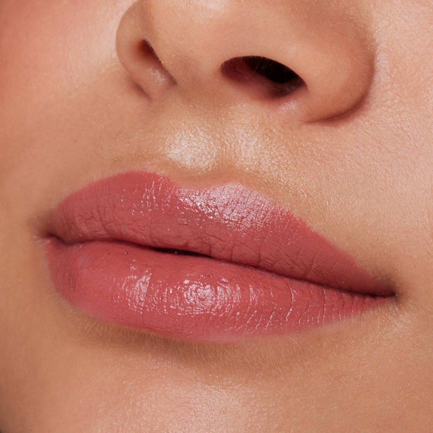 essence Caring SHINE Vegan Collagen Lipstick 203 My Advice 3.5g