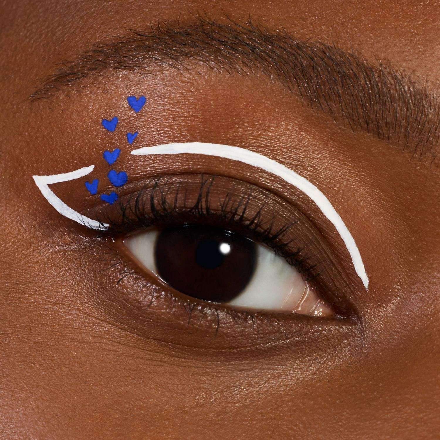 essence COLOR it! Flüssiger Eyeliner 02 White 3ml