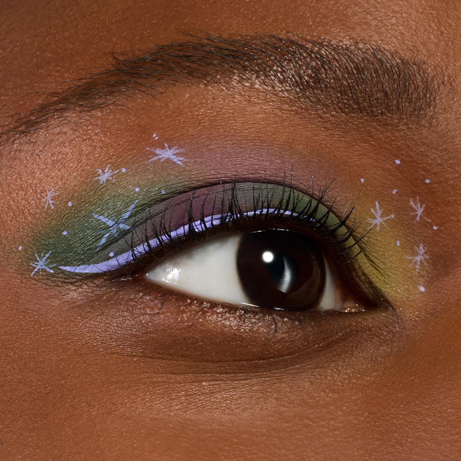 essence COLOR it! Eyeliner Líquido 03 Light Lilac 3ml