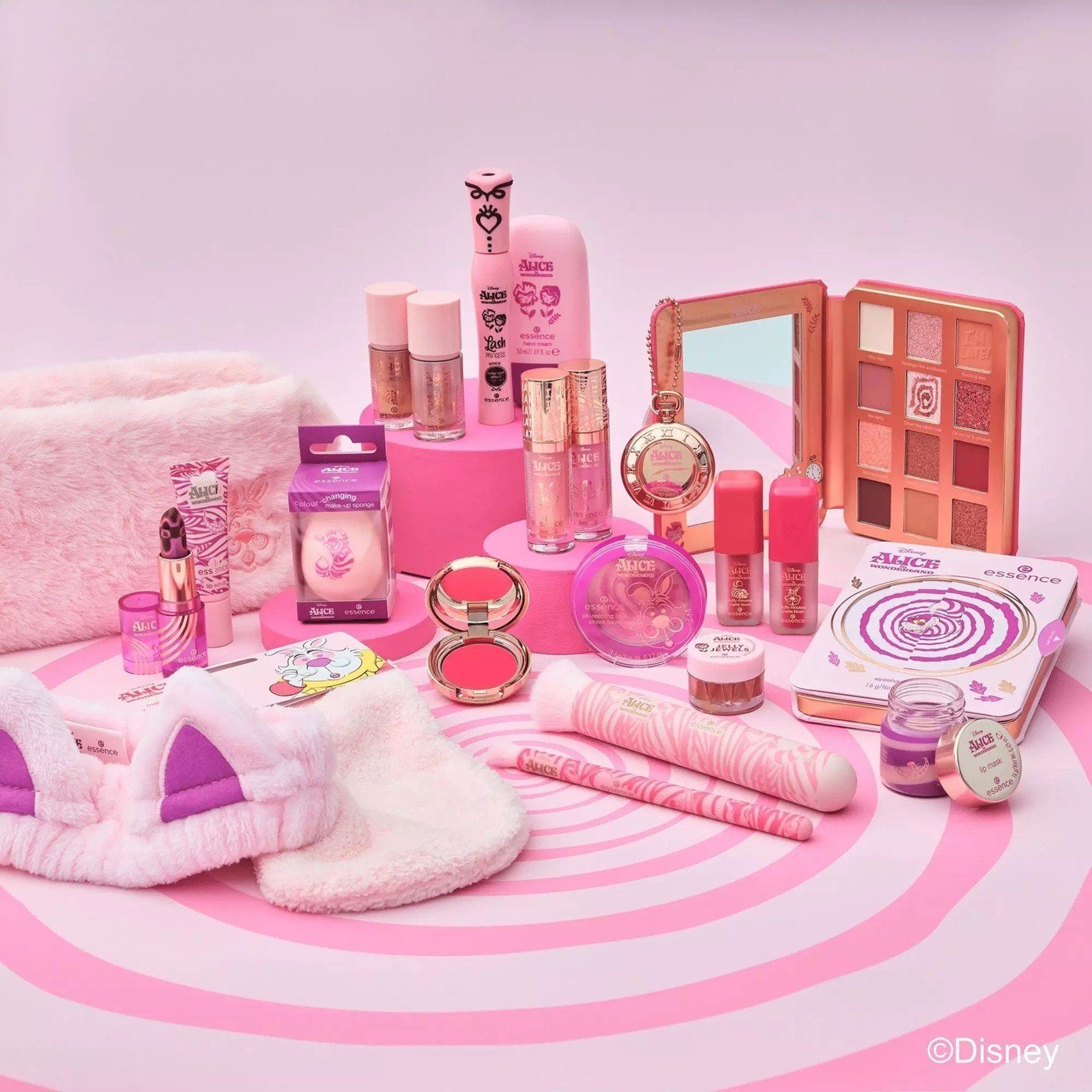 essence Disney Alice in Wonderland Fluffy Makeup Bag 01 More Fun Please