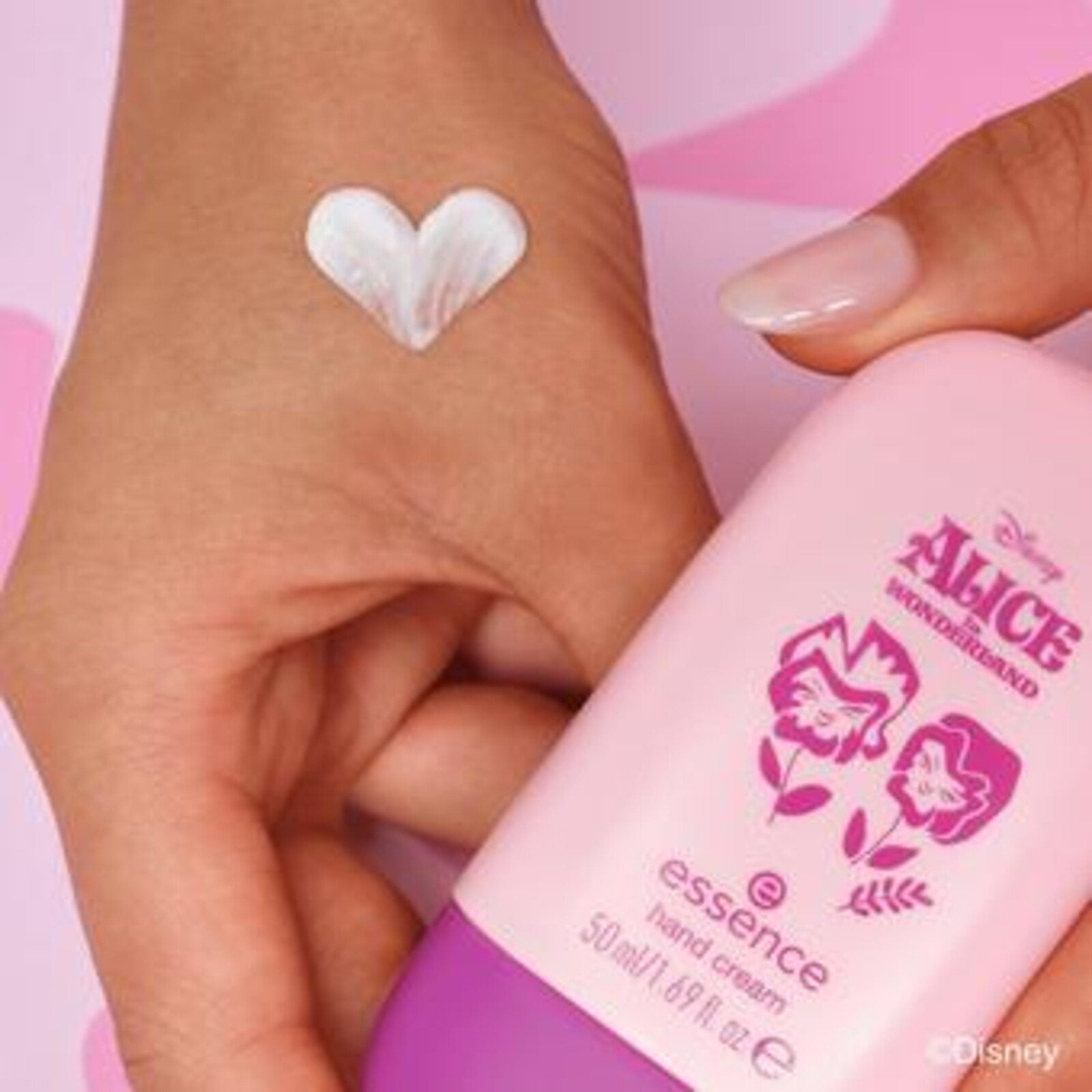 essence Disney Alice in Wonderland Hand Cream 01 Bloom Where You Are Planted 50ml