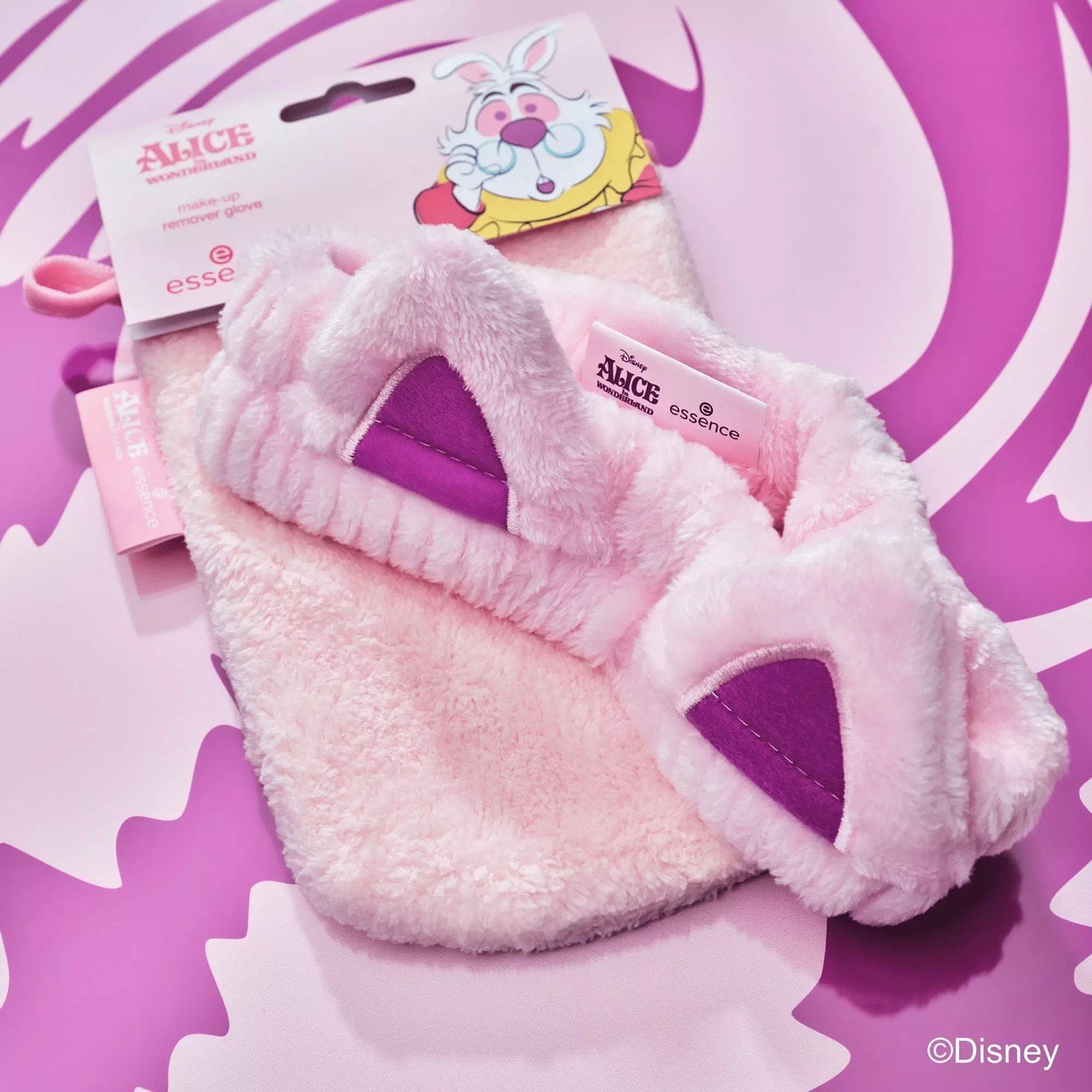 essence Disney Alice in Wonderland Makeup Remover Glove 01 Wonderful You