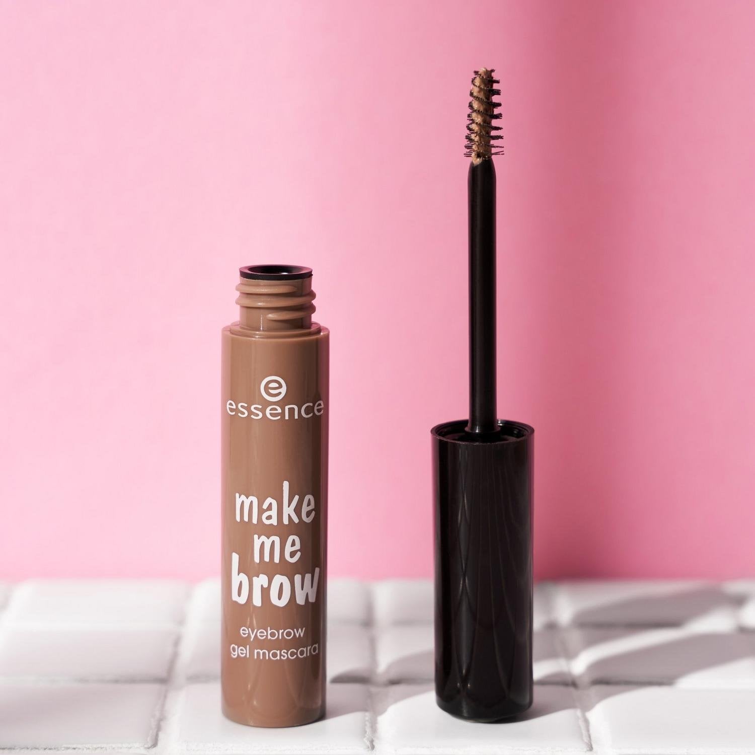 essence Make Me Brow Eyebrow Gel Mascara 01 Blondy Brows 3.8ml