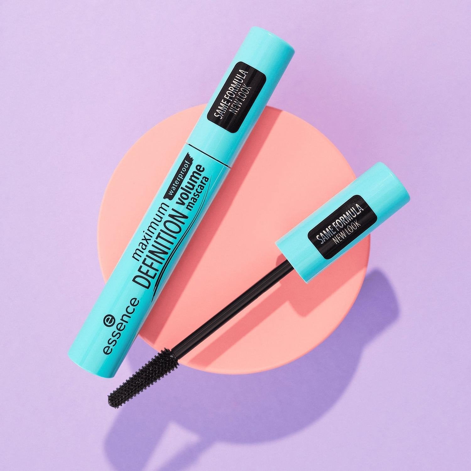 essence Maximum Definition Volume Waterproof Mascara 8ml