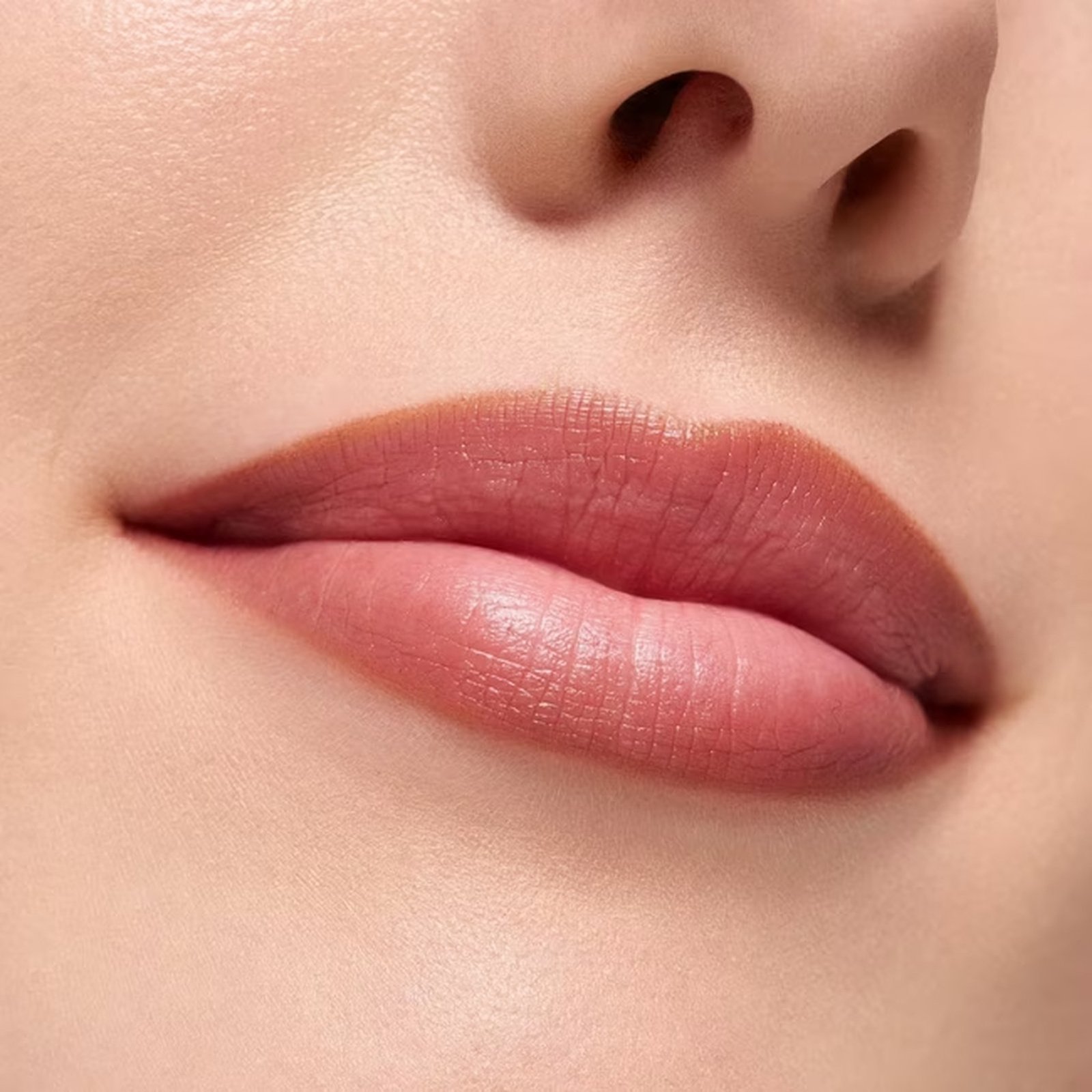 essence POUTline Soft Glide Lip Pencil 04 Cocoa Me Crazy 0.62g