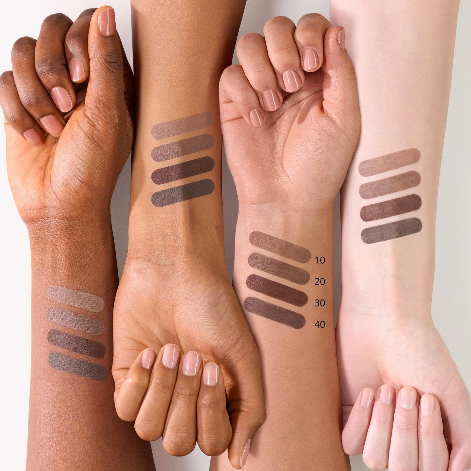essence قلم بوماد الحواجب Superlast 24h المقاوم للماء 20 Brown 0.31g