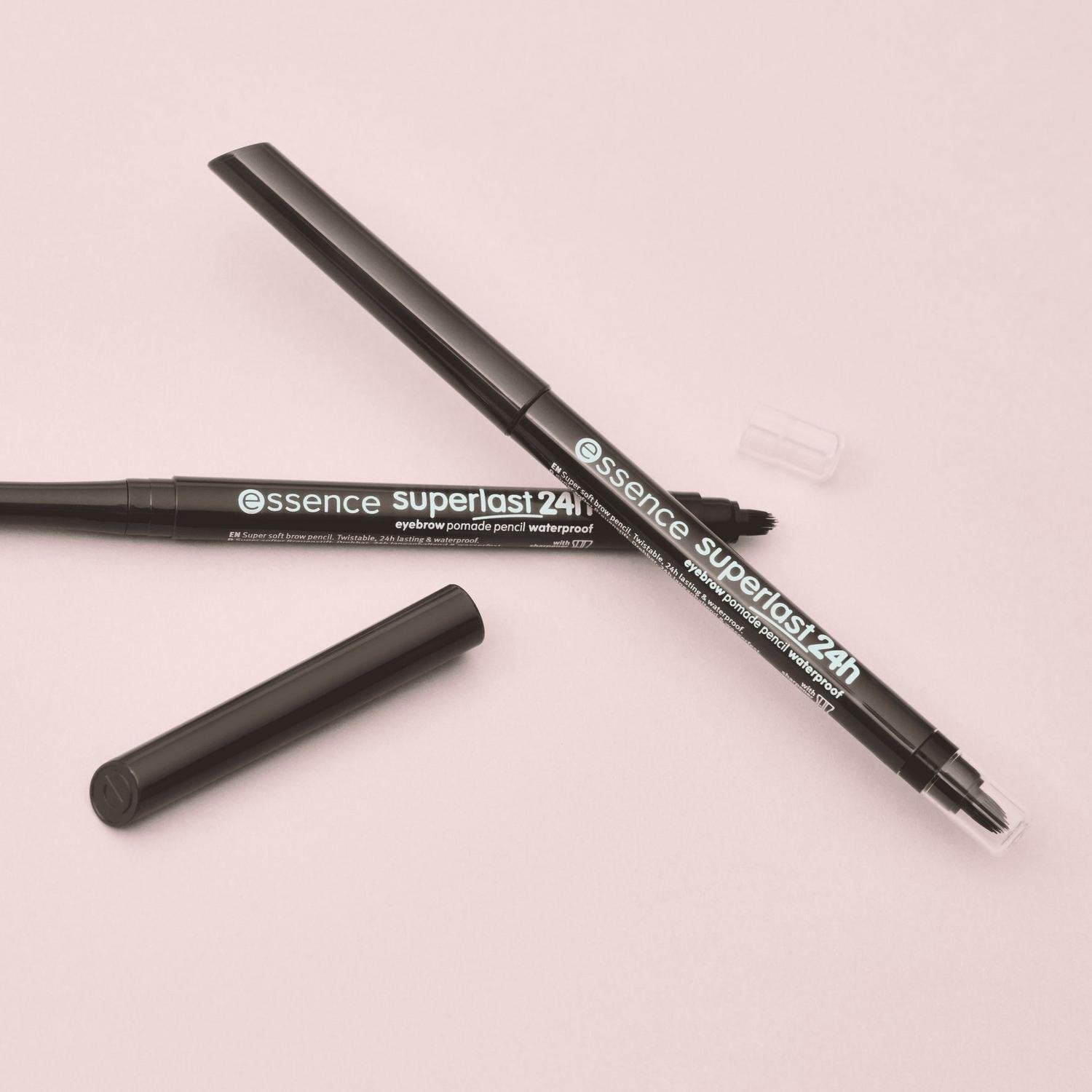 essence Superlast قلم بوماد للحواجب مقاوم للماء يدوم 24 ساعة 40 Cool Brown 0.31g