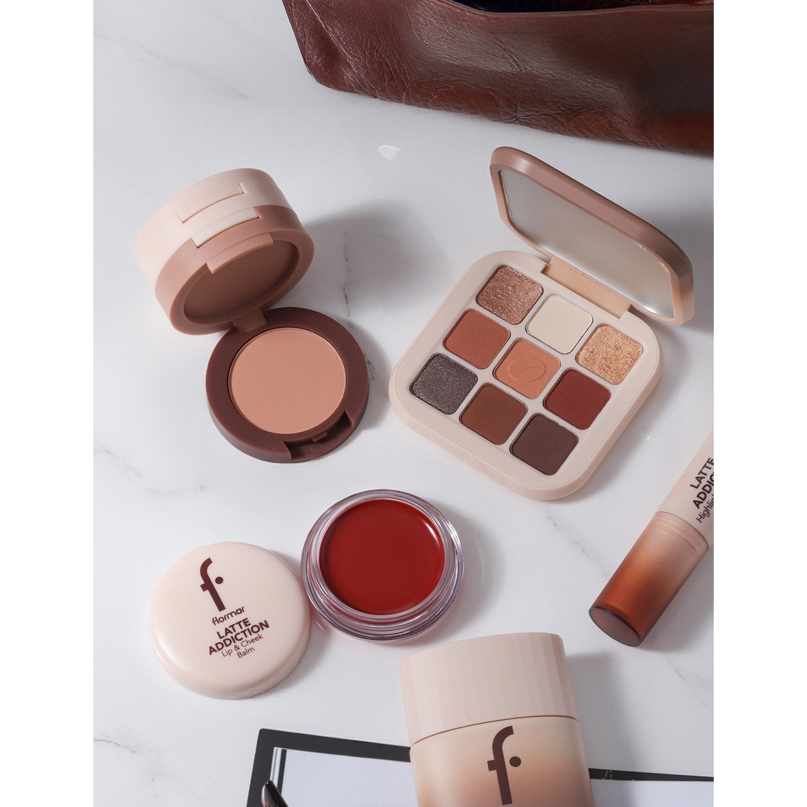 Flormar Latte Addiction Sculpting Trio 002 Mystery Drip