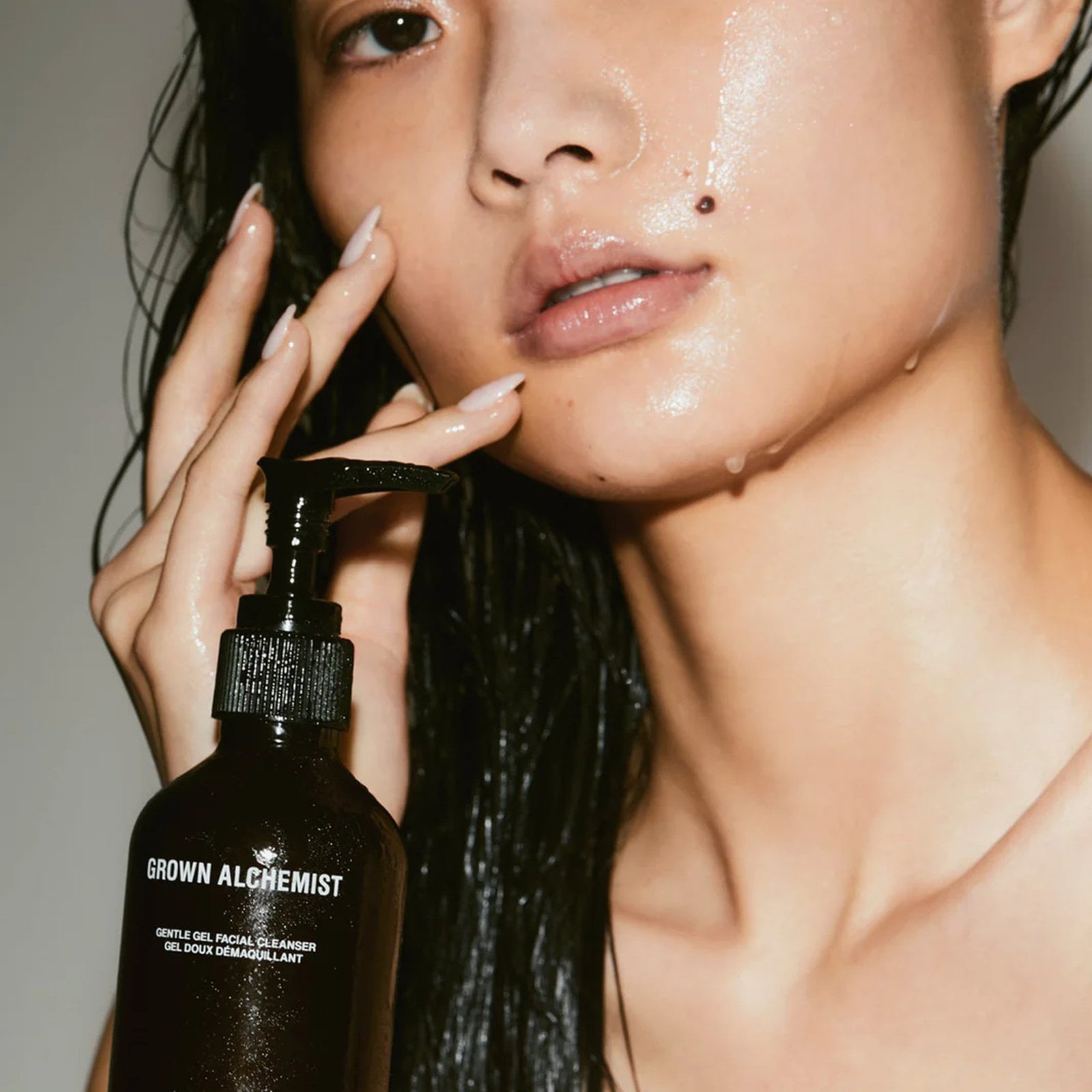Grown Alchemist Limpiador Facial en Gel Suave 200ml