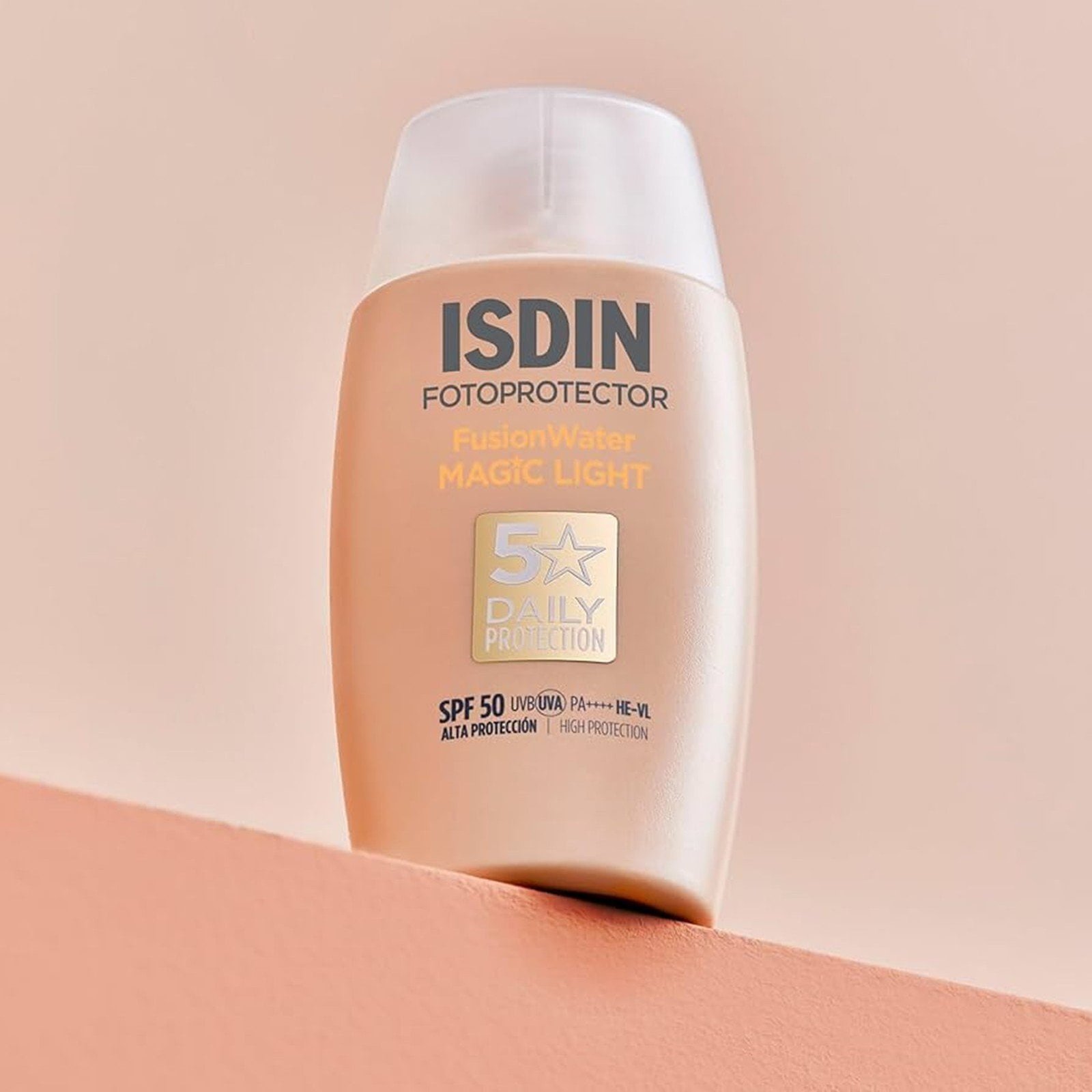 ISDIN Fotoprotector Fusion Water Magic Sunscreen SPF50 Color Light 50ml (1.69floz)