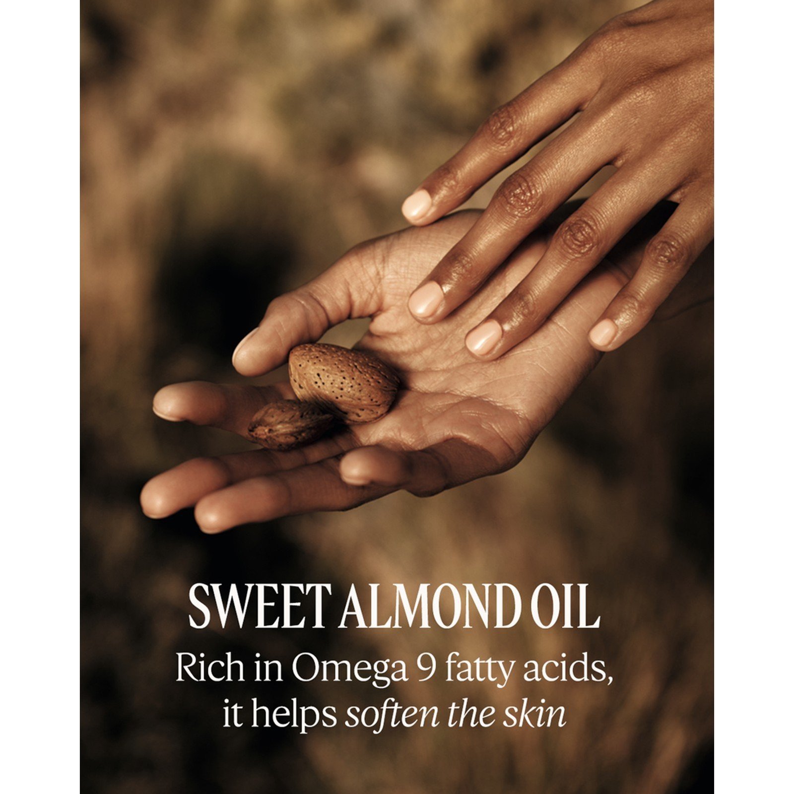 L'Occitane Almond Quenching Milk Veil 240ml