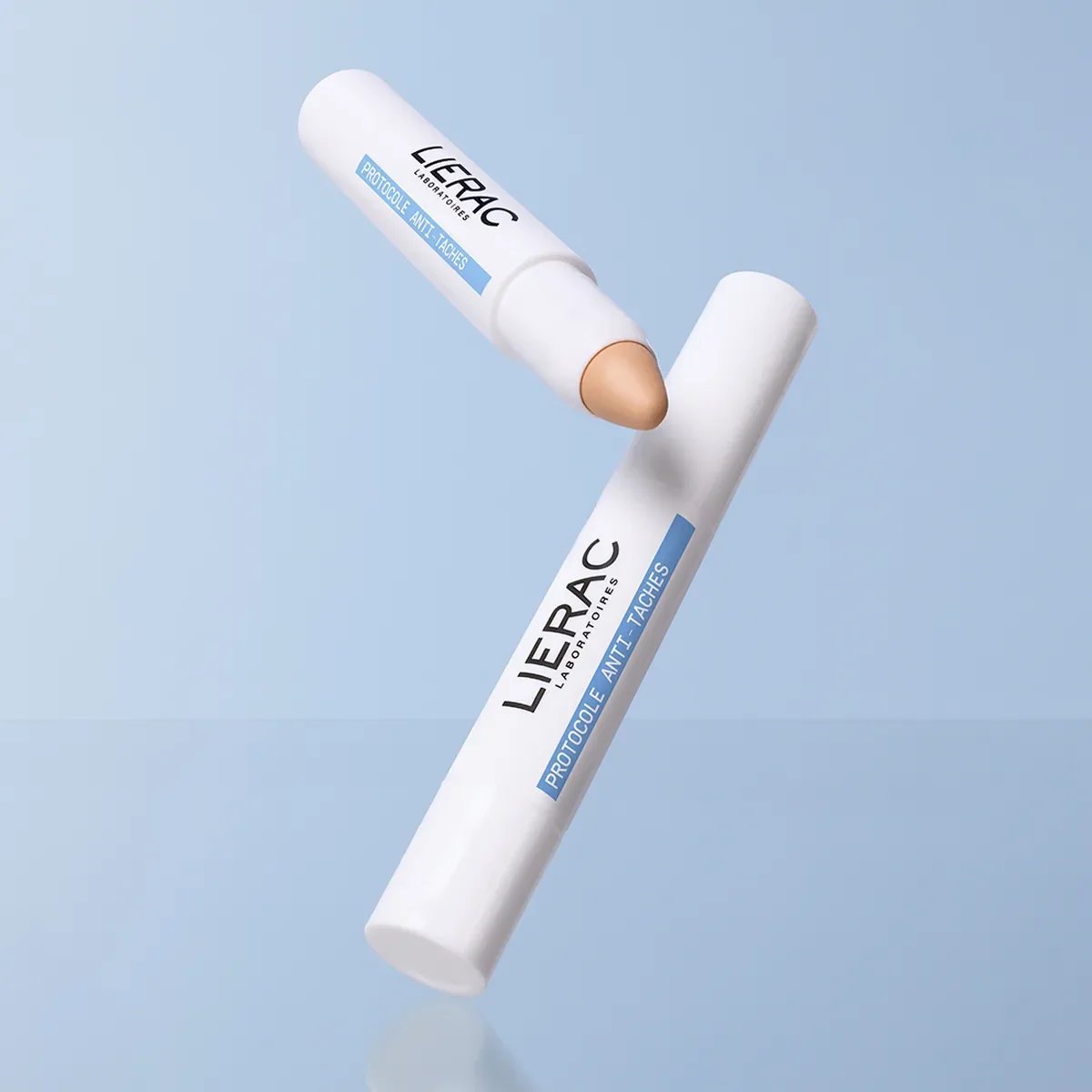Lierac Anti-Dunkle-Flecken-Protokoll Der Getönte Stift SPF50 2.7g