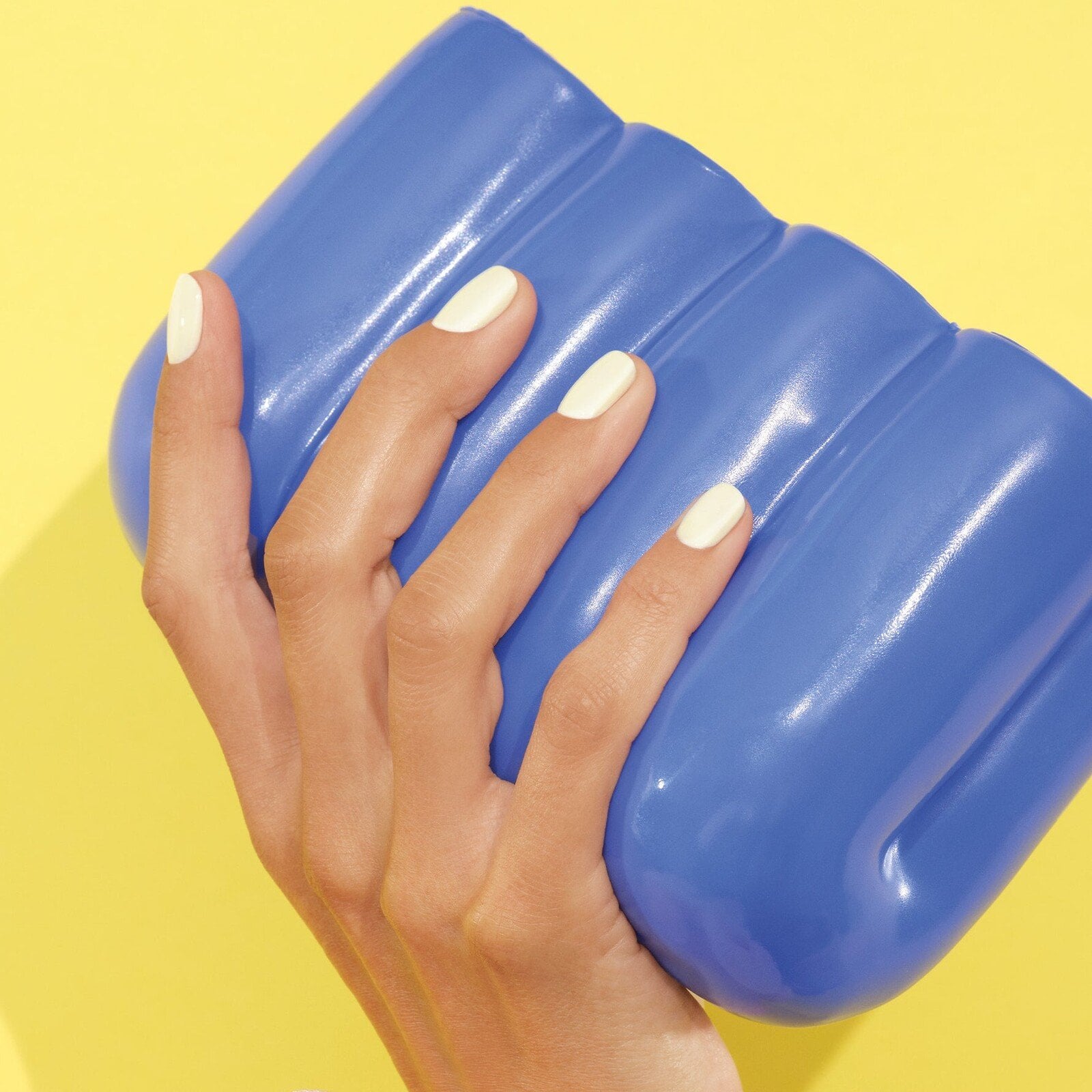 Manucurist Green Nail Polish Porcelain 15ml (0.51floz)