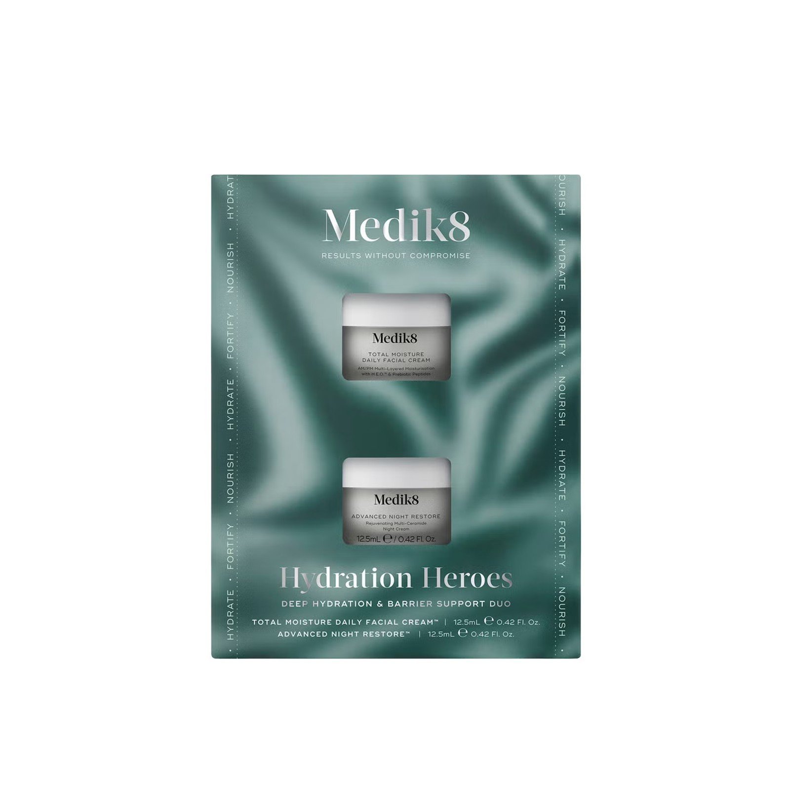Medik8 Hydration Heroes Set قطر التوصيل
