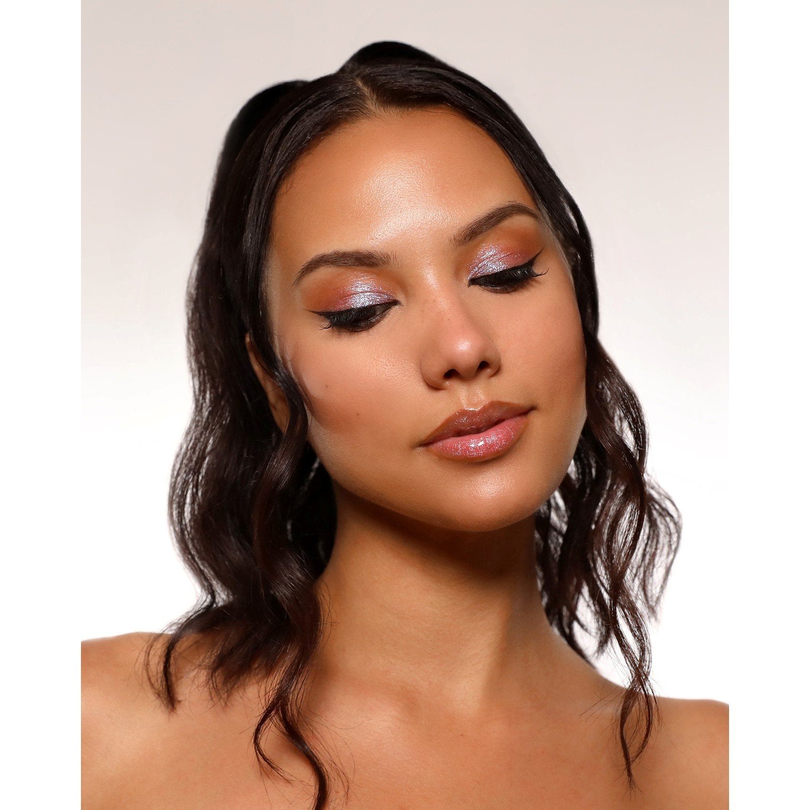 Moira Starshine Lip Gloss 006 Lovetrap 5ml