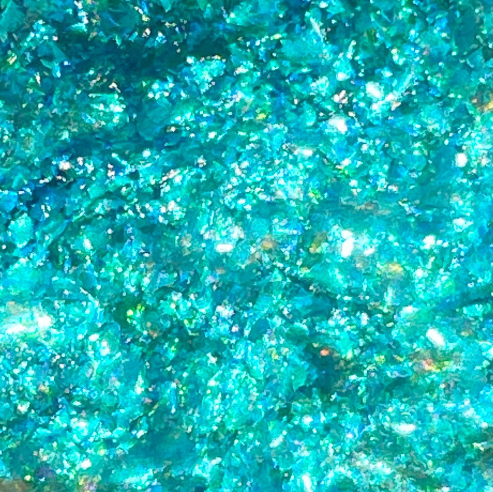 Danessa Myricks Beauty Infinite Chrome Flakes Moonlight 3.8g (0.13oz)