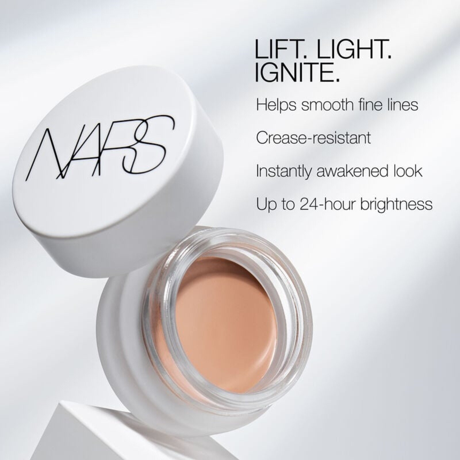 NARS Cosmetics Iluminador Refletor De Luz Para Olhos Impossible Dream 6g