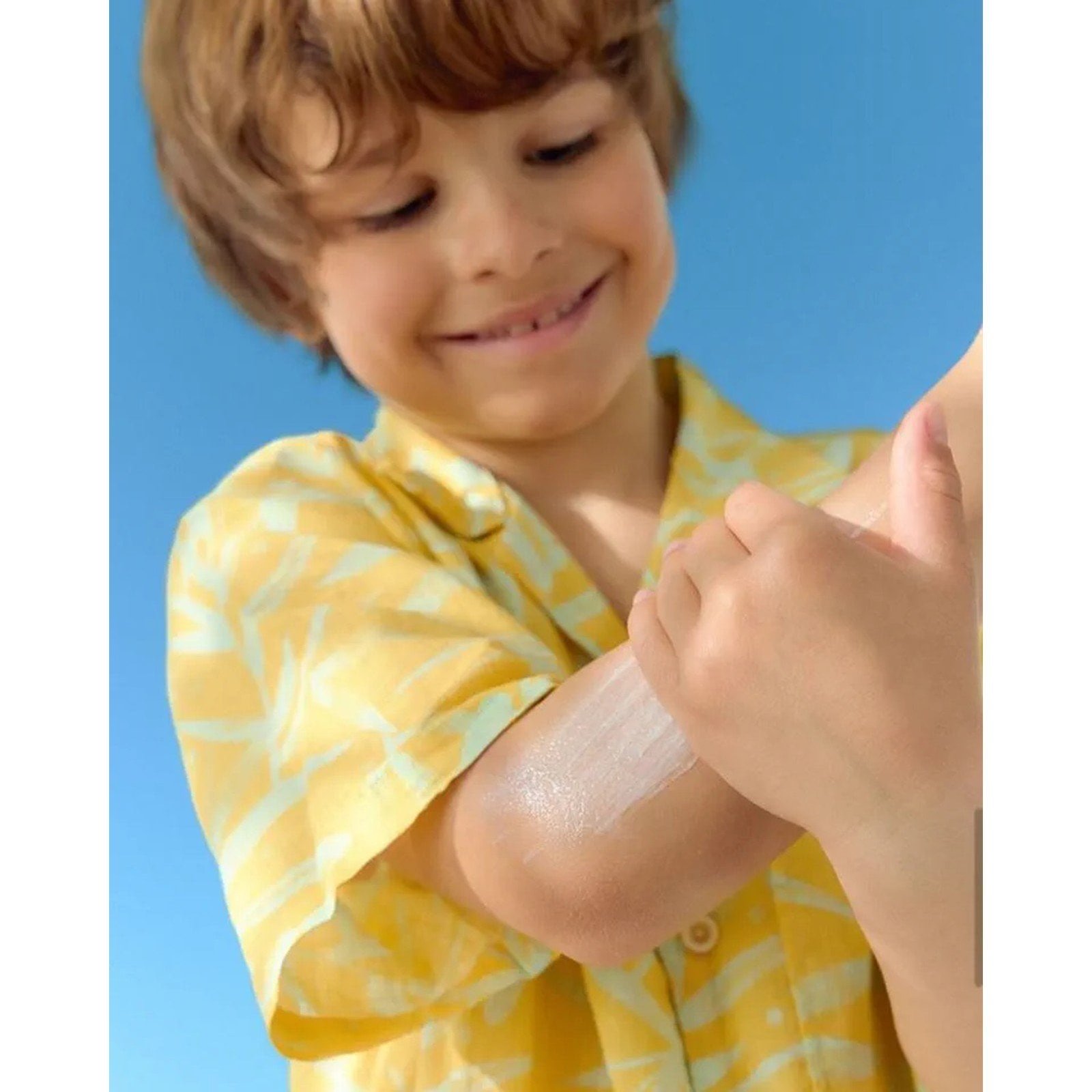 Nivea Sun Babies & Kids Sensitive Protect Sunscreen Spray SPF50+ 250ml