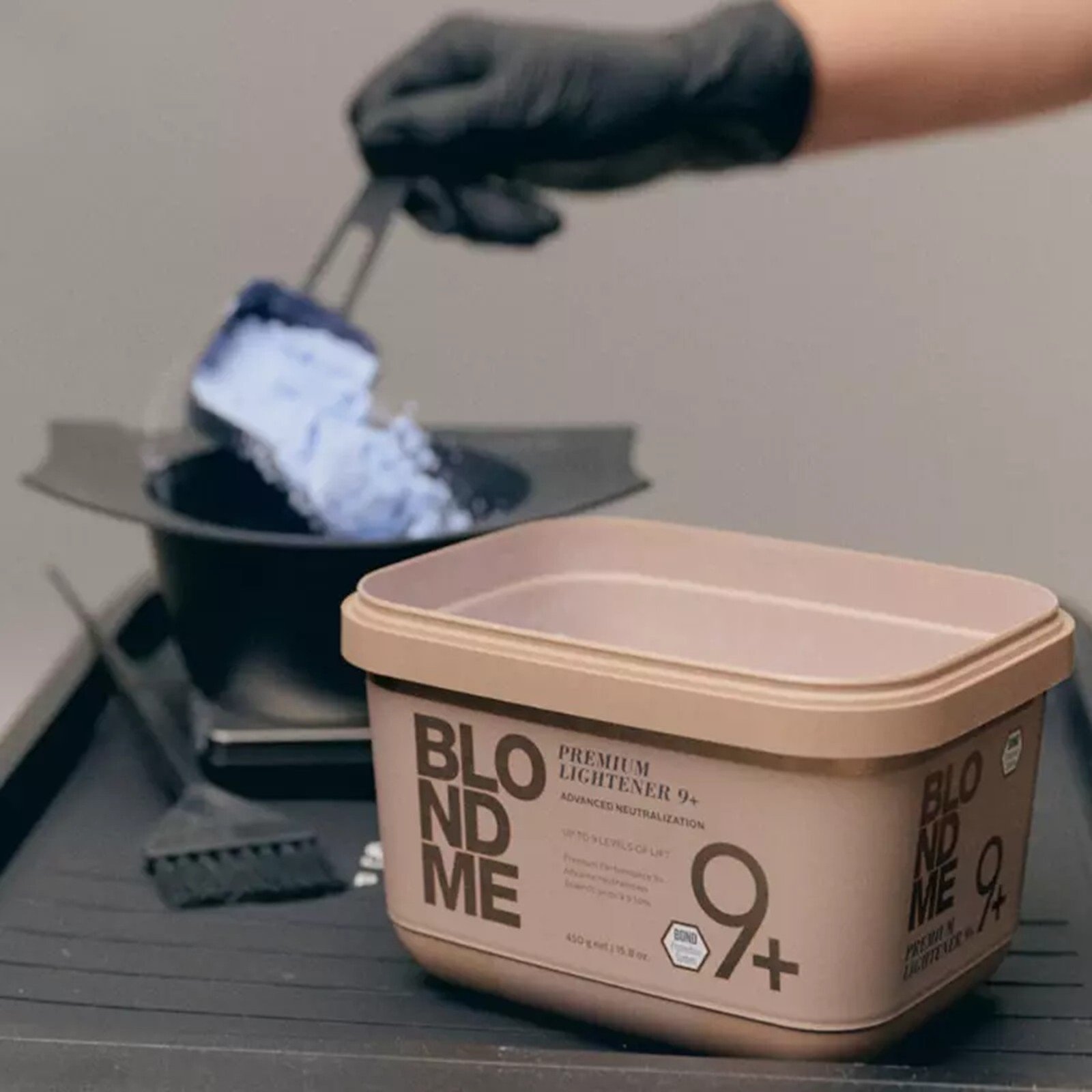 Schwarzkopf BLONDME Premium Lightener 9+ 450g