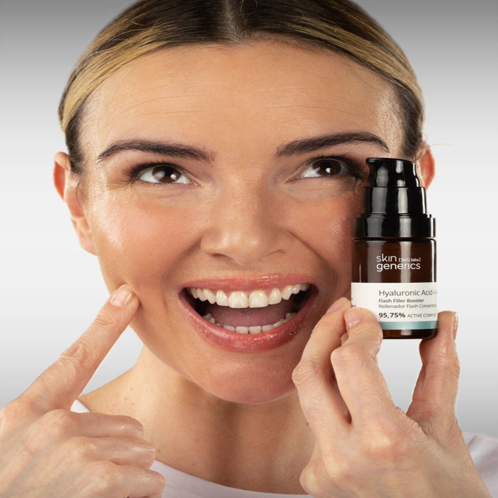 Skin Generics Hyaluronic Acid + Vit B3 Flash Filler Booster 20ml (0.68floz)