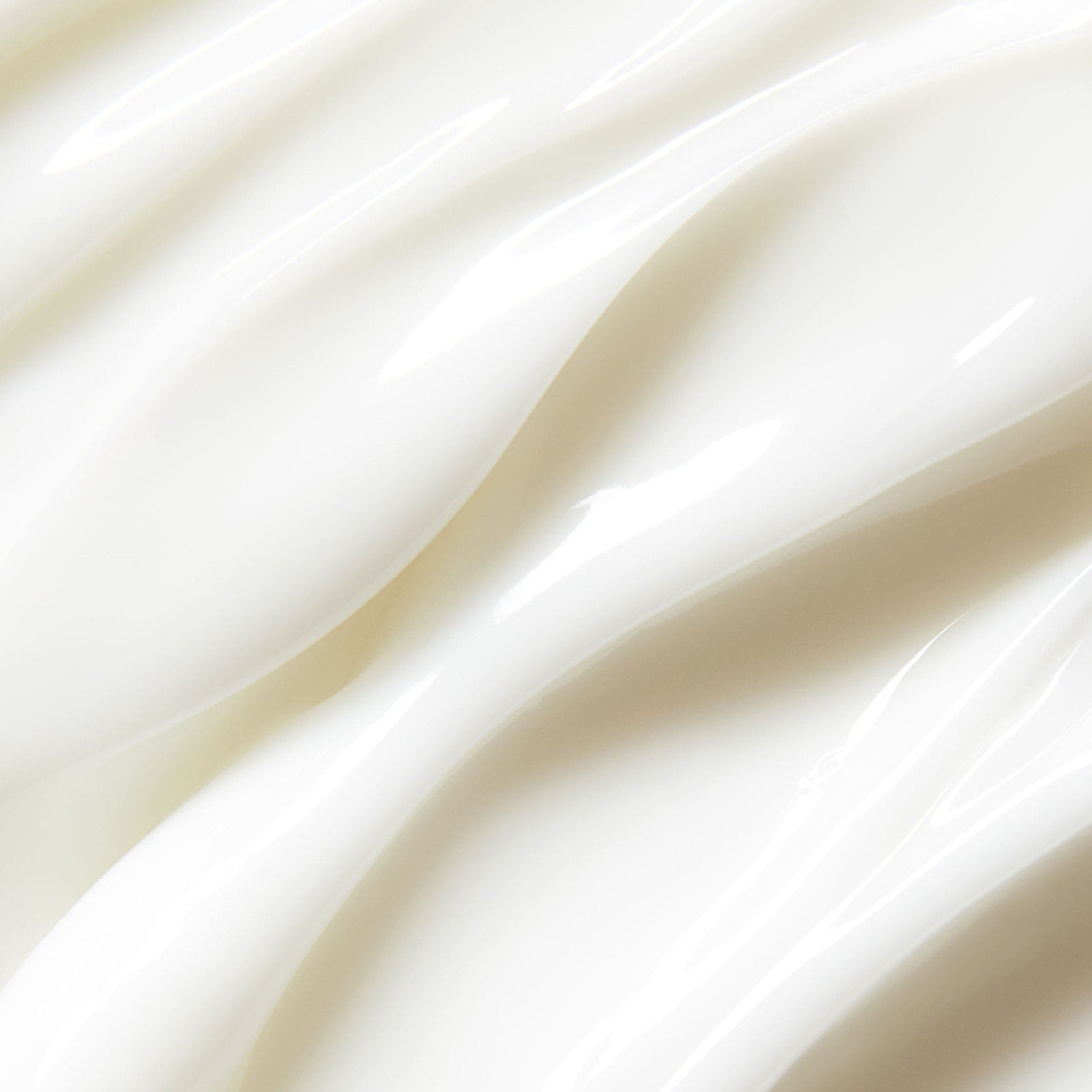 St. Tropez Gradual Tan Classic Daily Firming Lotion Medium/Dark 200ml (6.7floz)