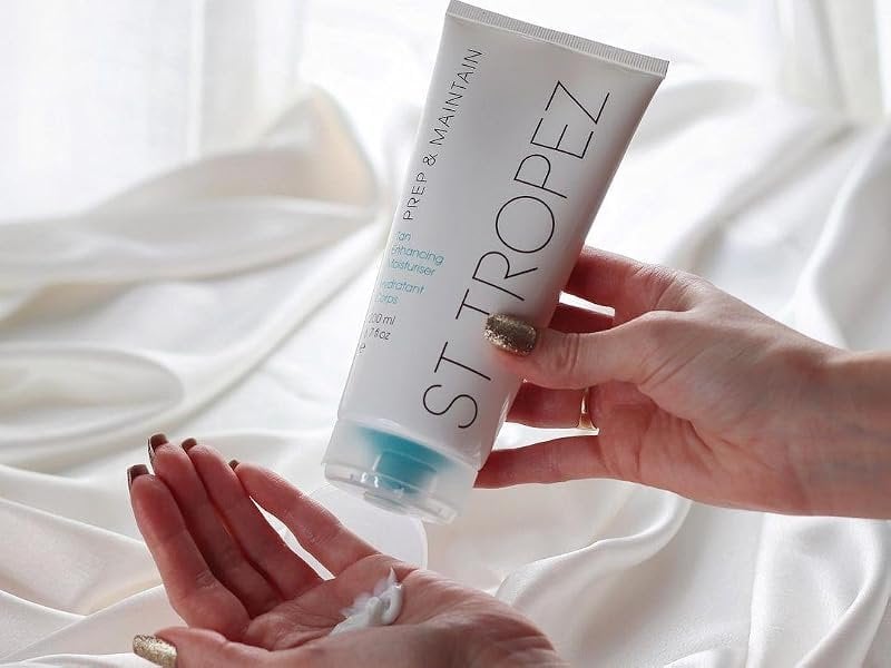 St. Tropez Prep & Maintain Tan Enhancing Moisturiser 200ml