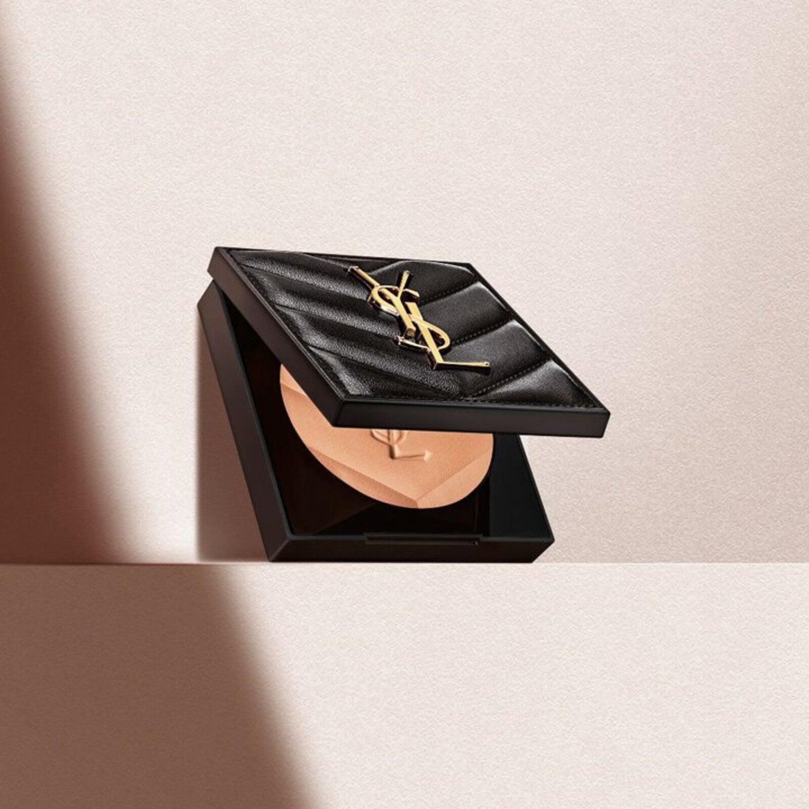 Yves Saint Laurent All Hours Hyper Finish Multi-Use Matte Powder 2 7.5g