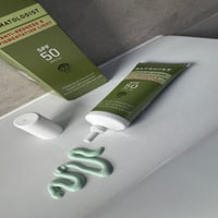 Altruist Dermatologist Anti-Redness & Pigmentation Light Tinted Facial Moisturizer SPF50 30ml