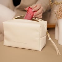 Care to Beauty Necessaire