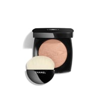 CHANEL Poudre Lumiere Highlighting Powder