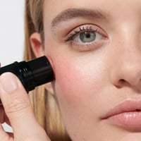 Dr. Hauschka Lip to Cheek