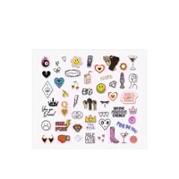 essence Call Me QUEEN! Nail Sticker