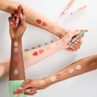 essence CORRECT & CONCEAL Under Eye Brightening Concealer 30 Tan 3.5ml