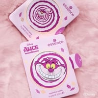 essence Disney Alice in Wonderland Eyeshadow Palette 01 All Smiles Here
