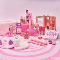 essence Disney Alice in Wonderland Fluffy Mousse Matte Blush 01 Absolutely Paw-Some 3.7g