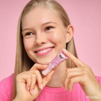 essence Disney Alice in Wonderland Lip Scrub 01 Smirk & Smile 10ml