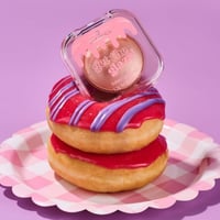 essence Get the Glaze! Baked Highlighter 01 Donut Worry, Be Glazy! 7.2g