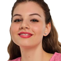 essence POUTline Soft Glide Lip Pencil 05 Pout Out Loud 0.62g