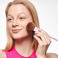 essence Powder Brush 01 Powdered Perfection